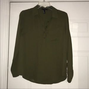 Hunter Green button shirt NWOT